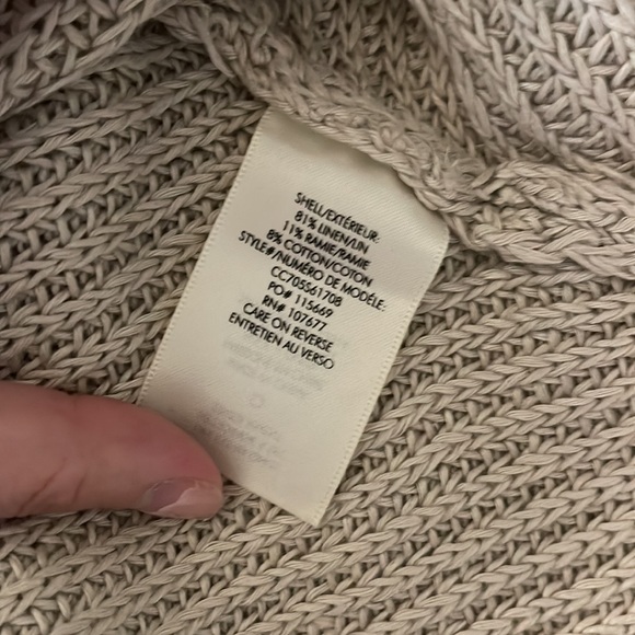 Alice + olivia summer knit top. - Picture 3 of 3